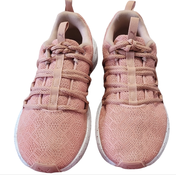 Puma Women's Tennis Shoes size 7 Pink Coral Color Speckled Soles Lace Up - Picture 6 of 8